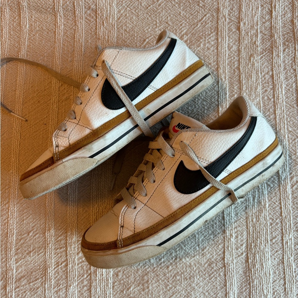 Nike Women's Court Legacy Sneakers